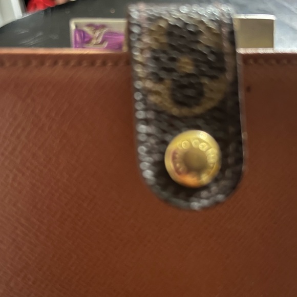 Louis Vuitton Wallet - Picture 8 of 8